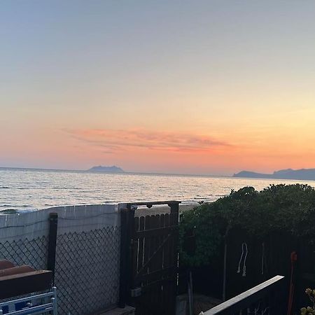 Casa Sulla Spiaggia A Sperlonga Con Parcheggio Gratuito Esterno foto